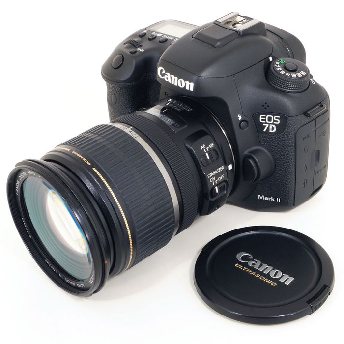 Canon 7d mark 2 + 17-55 f2.8