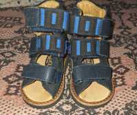 Детски нови сандали от еатествена кожа 18 н