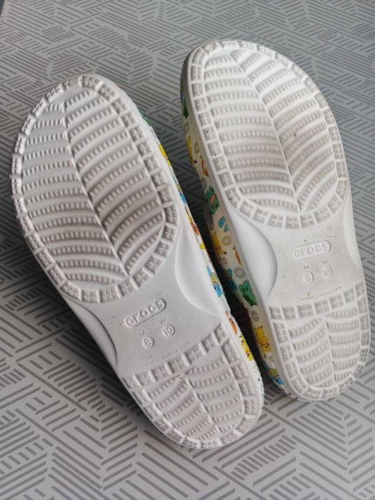 Сандали CROCS x Pokémon 41