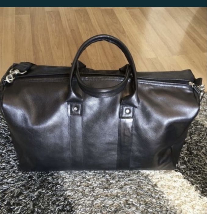 Geanta de voiaj/transport/sala/gym neagra noua