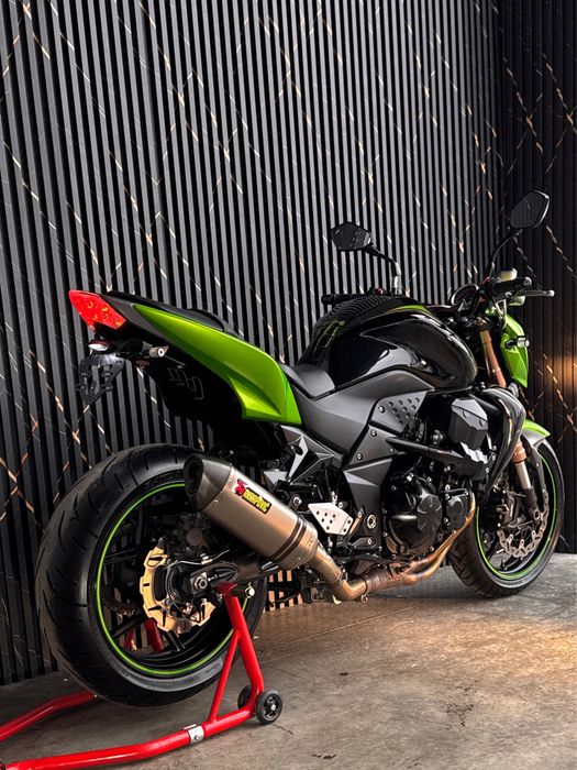 Kawasaki Z750R 2011