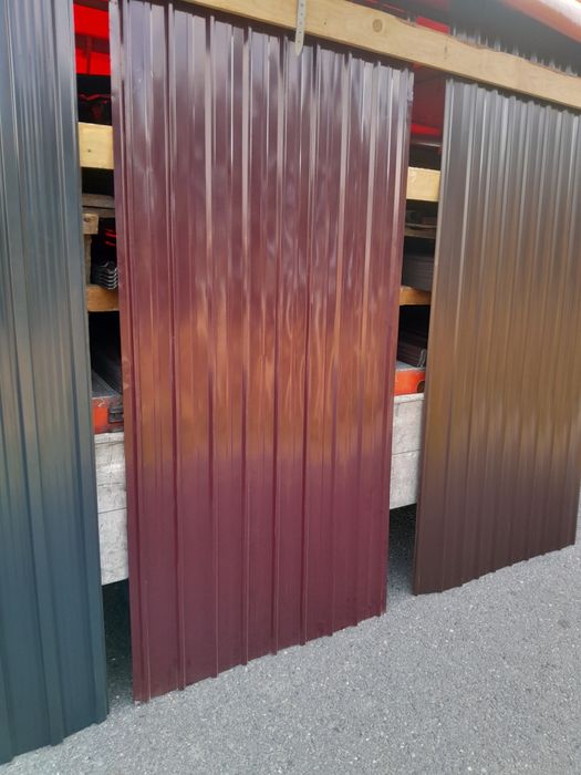 Tabla colorata cutata Maro, vișini și gri