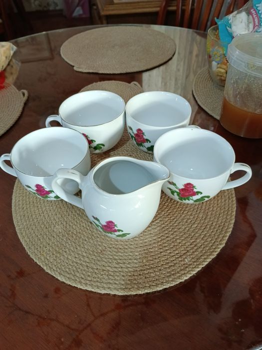 Чашечки для чая.