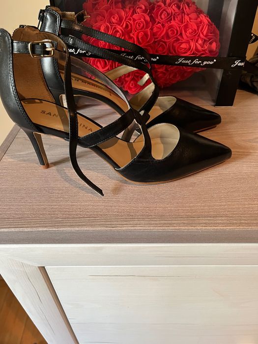 Incalaminte 39 40 noi si purtate o singura data