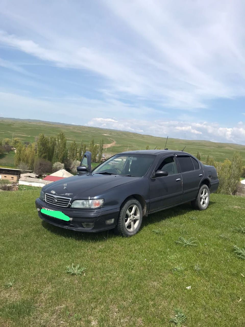 Продается машина Nissan Cefiro