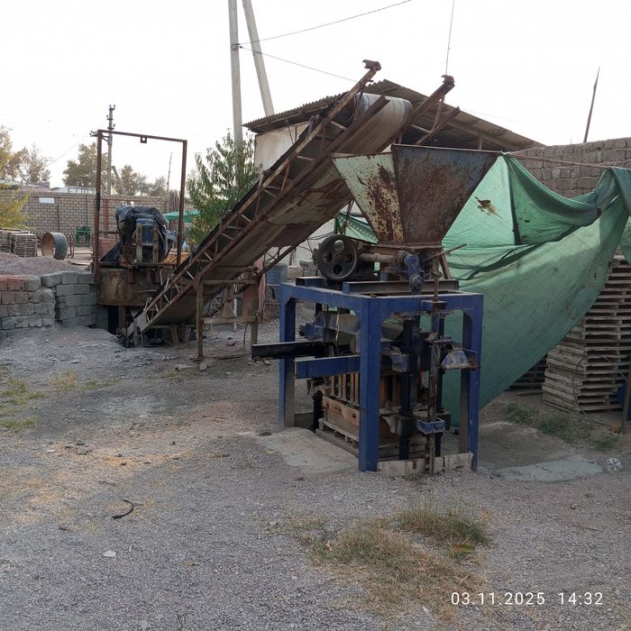 Бука шахриши центррида жой сотилади.