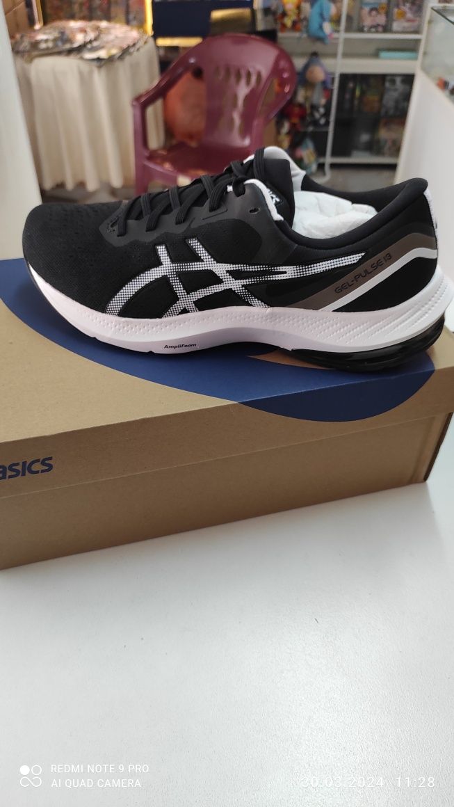 Asics GT-1000, Gel-Pulse, Gel-Nimbus - номер 42, 42.5