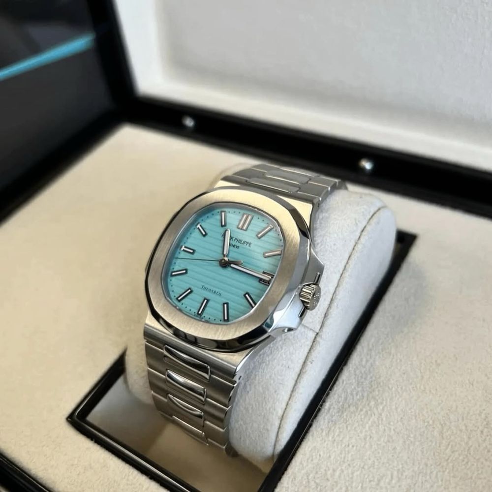 Ceas patek philippe nautilus 40 mm