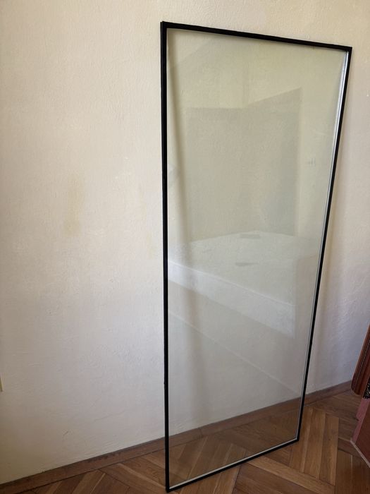 Прозорци и врата с дървена дограма