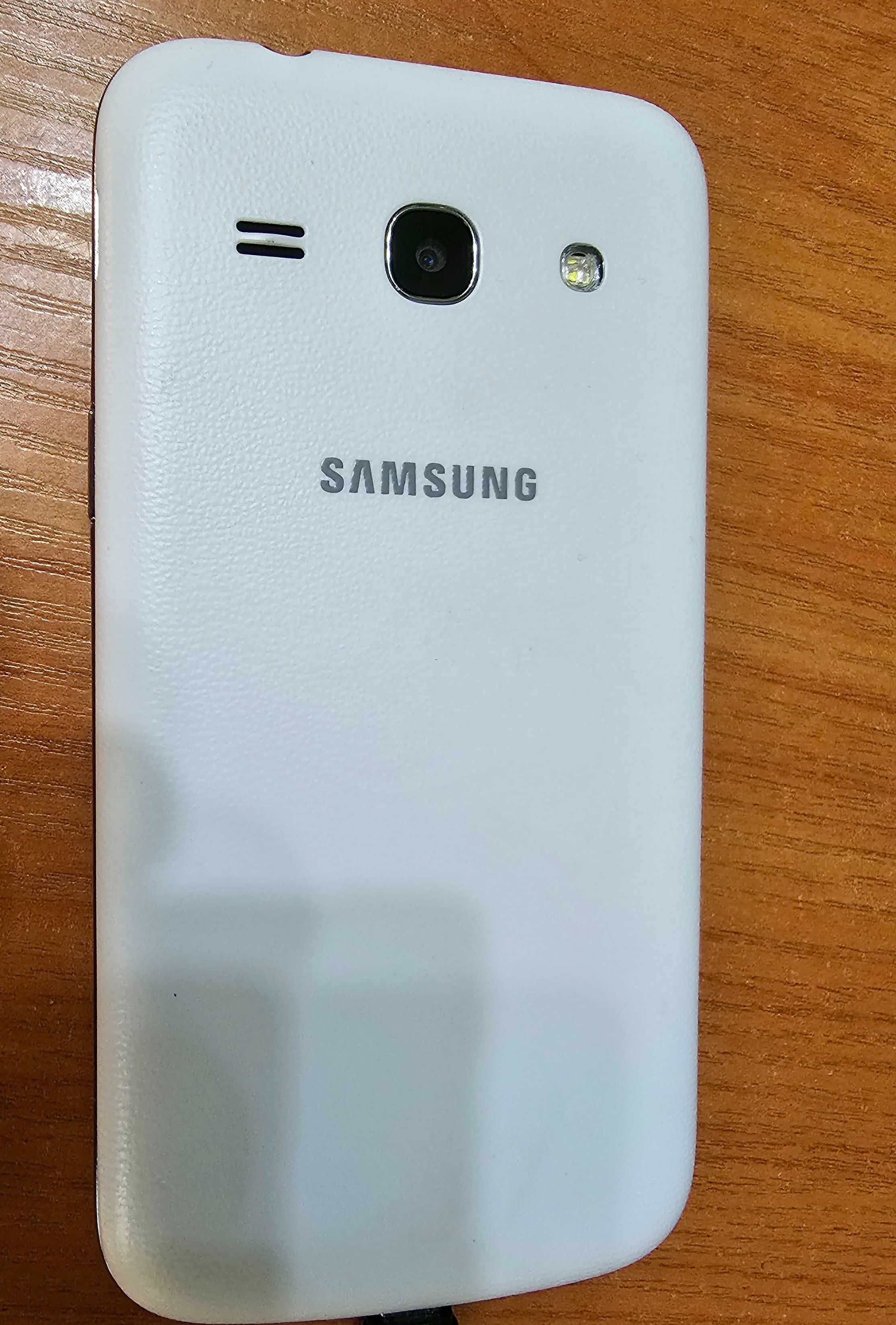 Смартфон Samsung Galaxy Star 2 Plus Duos с 2 чехлами 2 зу всё новое