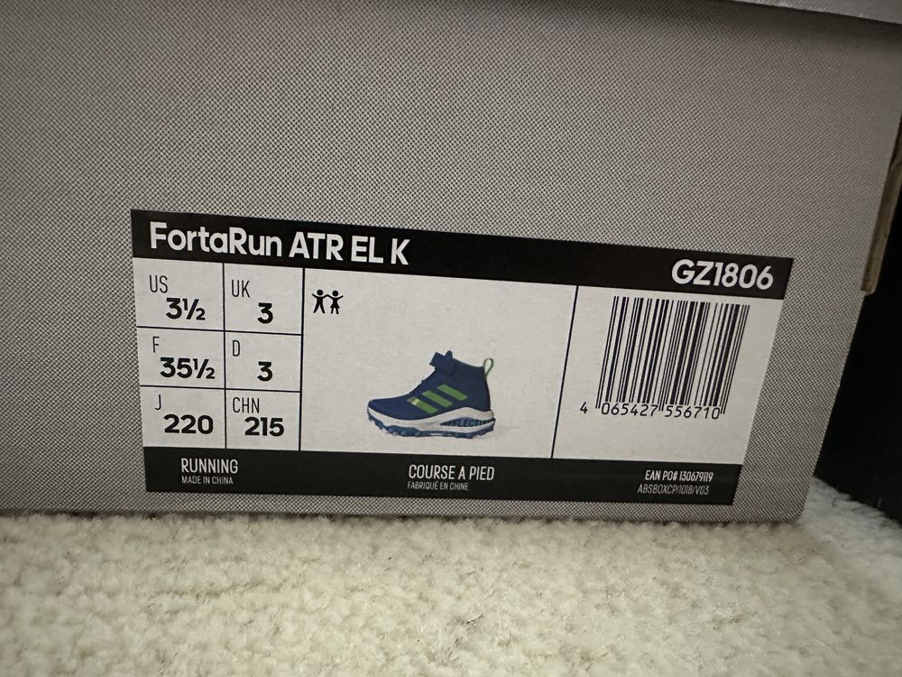Детски зимни боти ecco 34 номер и adidas 35 номер
