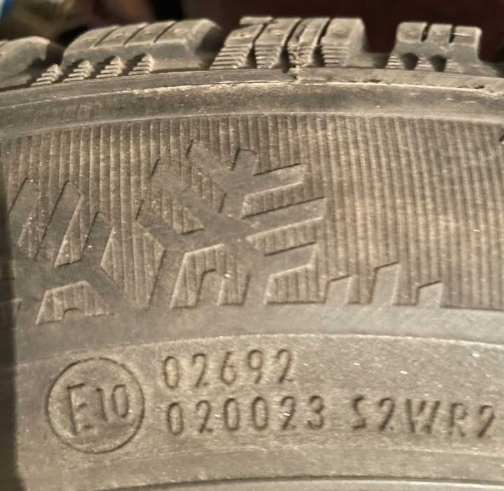 4 jenti cu cauciuc iarna 205/55/R16