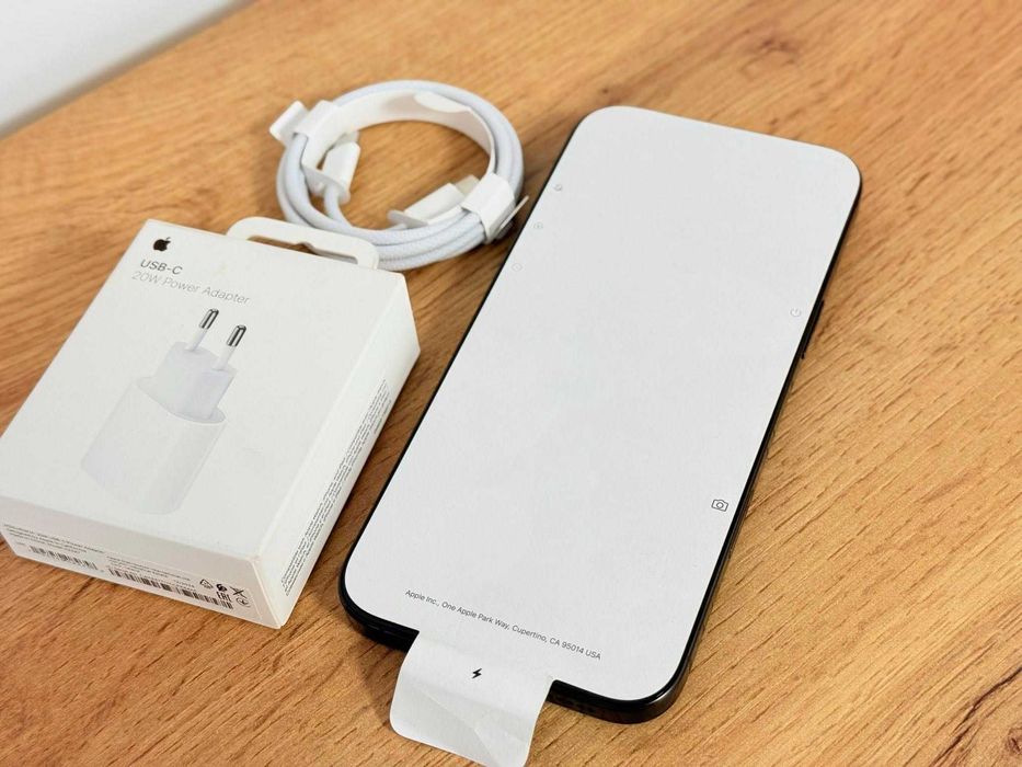 iPhone 16 Pro Max 1TB чисто нов Канада