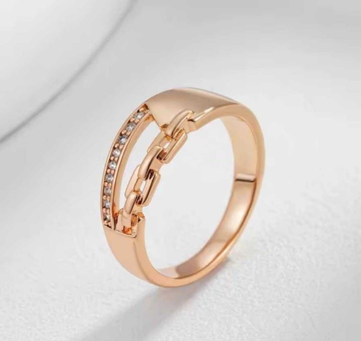 GR109, inel placat aur 14k,nou/marcat,unisex, zirconii albe,deosebit