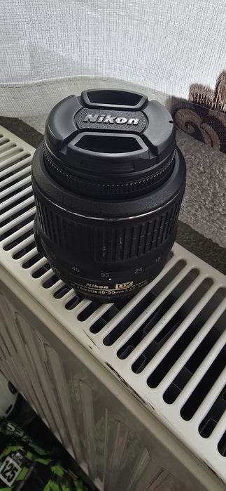 Obiectiv nikon 18-55 mm