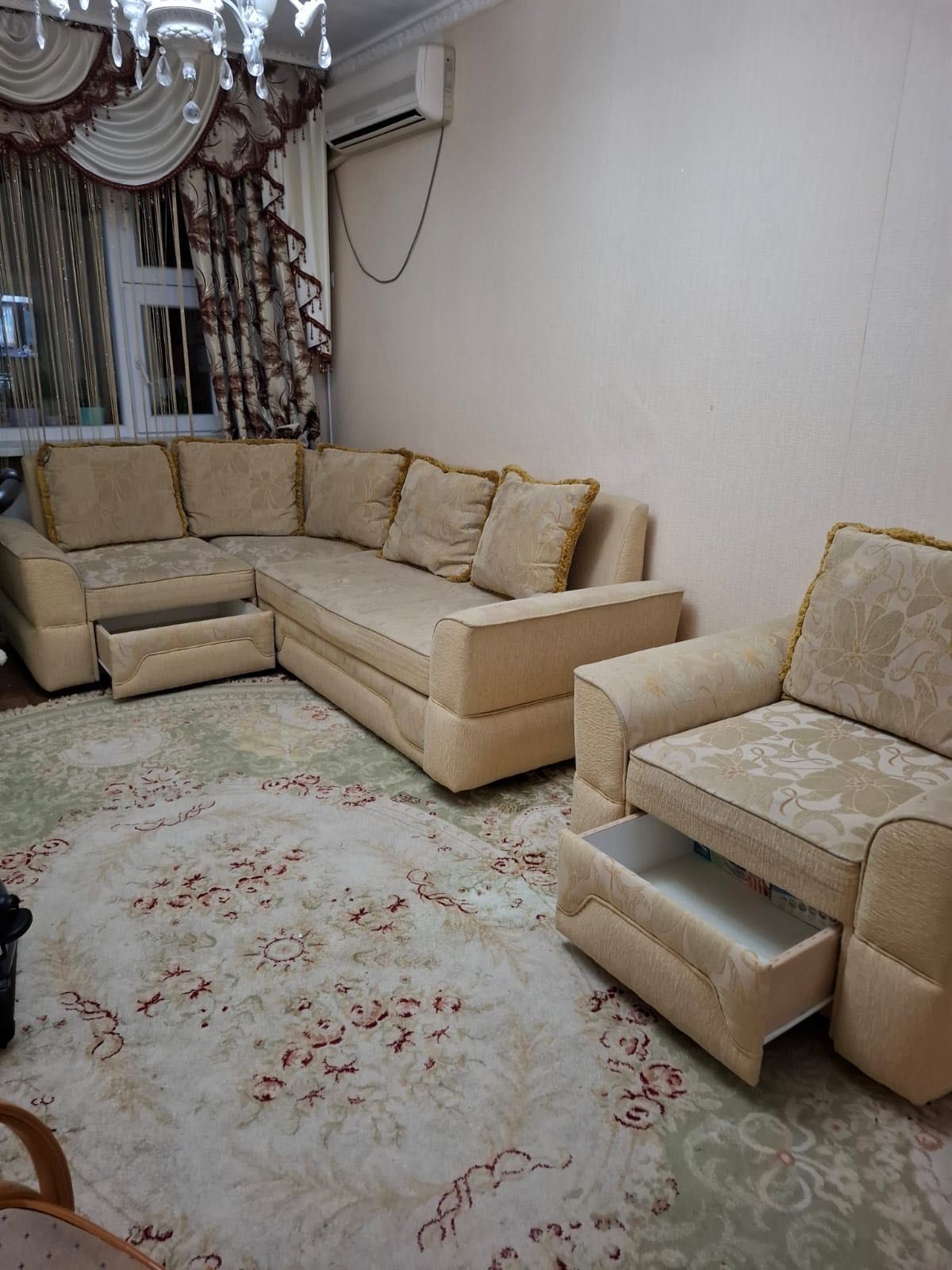 Продается угловой диван-кровать