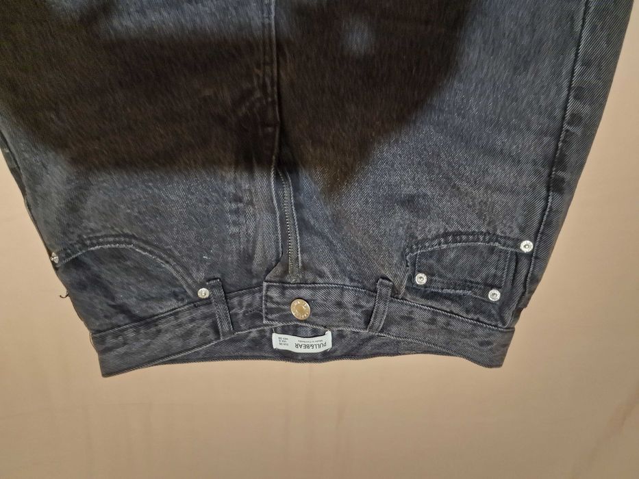 Blugi marca Pull&Bear