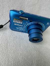 Цифров фотоапарат Nikon Coolpix S3700 , 20.1MP 8x Zoom