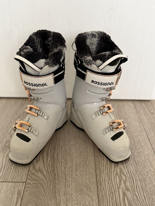 Дамски ски обувки rossignol и nordica 24