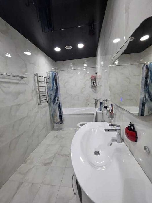 Продается 5-комнатная квартира в НОВОСТРОЙКЕ