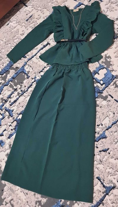 Аёллар учун кофта юбка