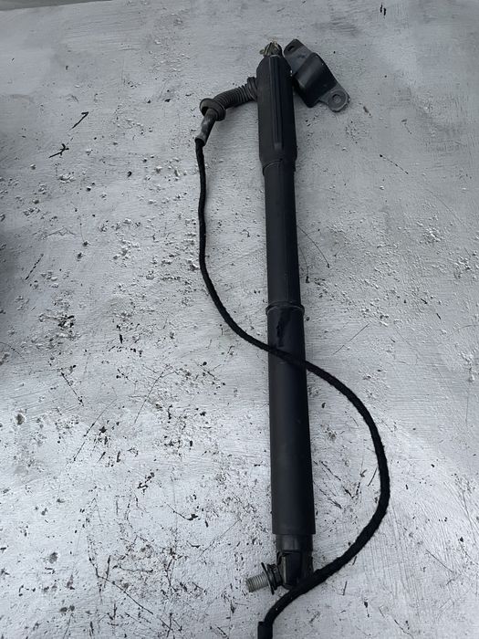 Ляв амортисьор БМВ Х5, Е70 (amortisior bmw e70)