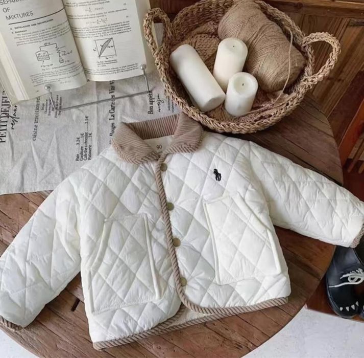 Куртка десткая 140см