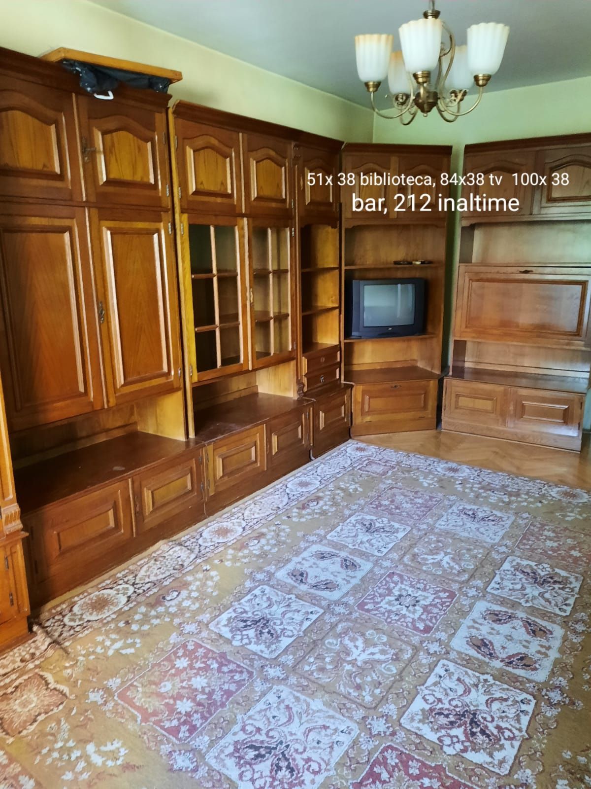 Vând mobila și electrocasnice