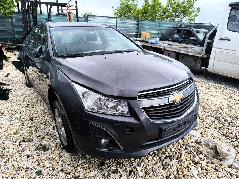 Chevrolet Cruse 1.7 130к.с. НА ЧАСТИ