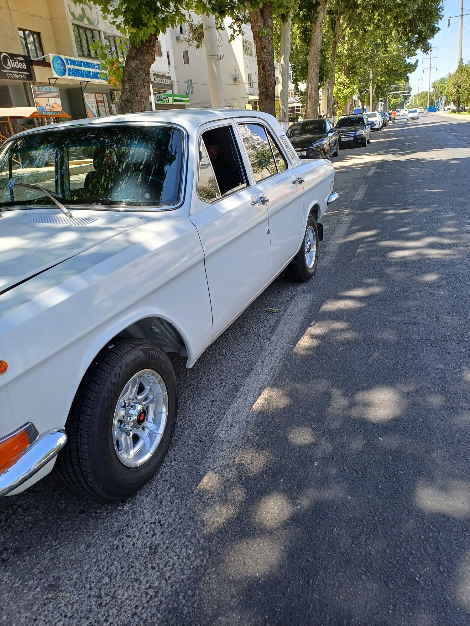Volga 2401 sotiladi