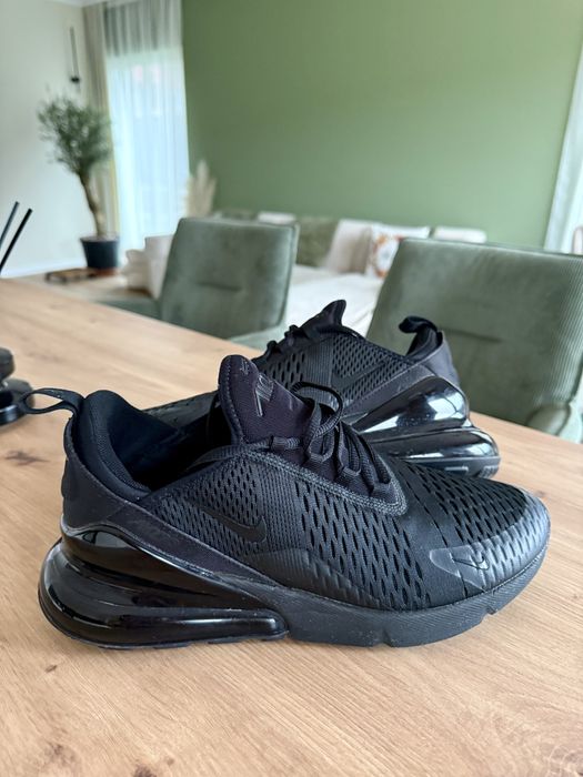 Nike Air Max 270