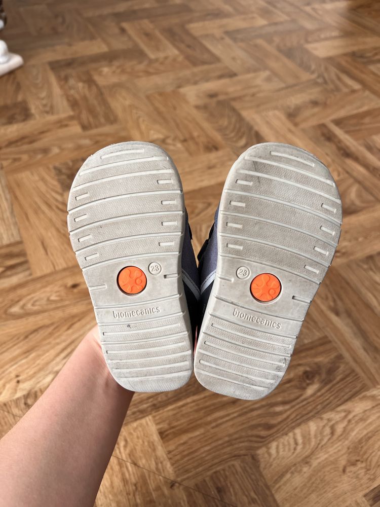 Sneakers / pantofi Biomecanics toamna marime 23