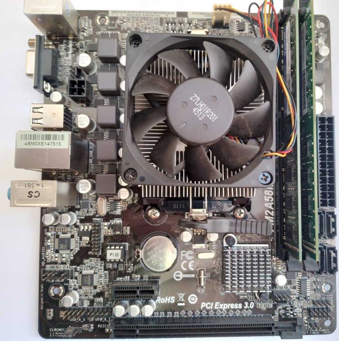 Дънна платка ASRock FM2A58M-VG3+, AMD A4-4020 3,2GHz, 8GB RAM DDR3