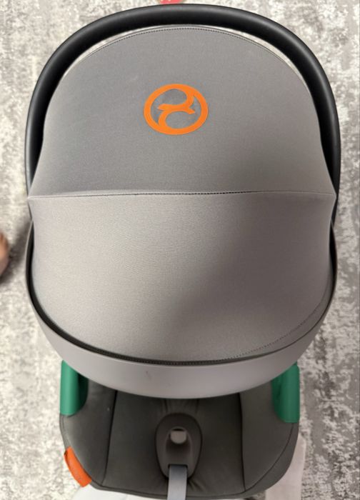 Scoica Cybex Aton S 2 I-size stare foarte buna