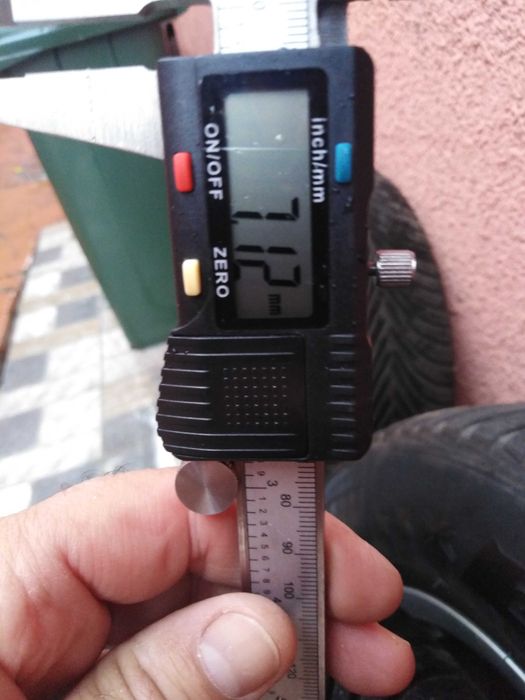 Jante cu anvelope de iarna Michelin Alpin 5