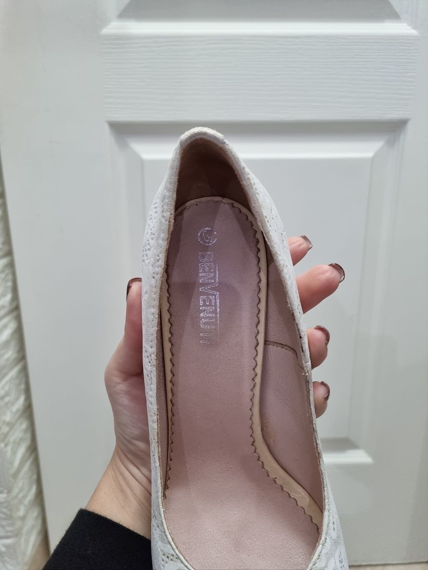 Pantofi Benvenuti 38 dantela cu auriu ocazie eveniment mireasa nunta