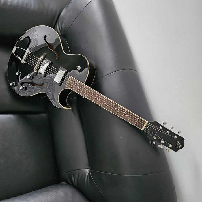 Chitara Loar LH-280 plus hard case