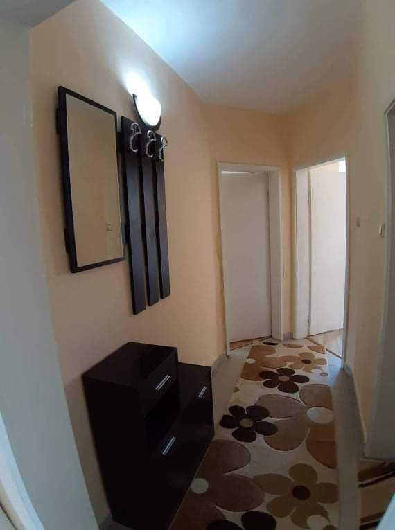 Дава се под наем Тристаен апартамент в Кърджали, Център - 90 кв.м за 306 € - Снимка #10