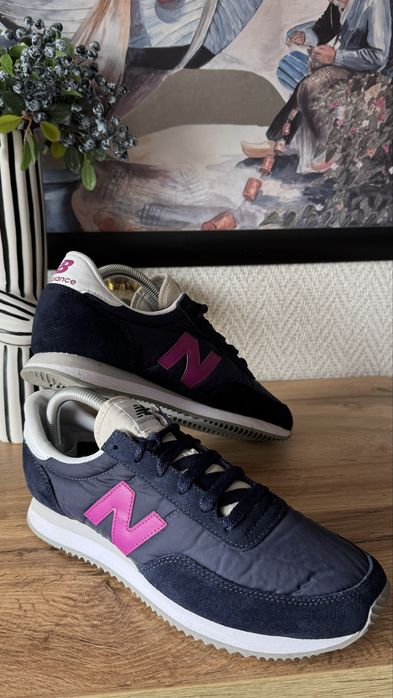 Дамски сникърси New Balnace номер 40.5