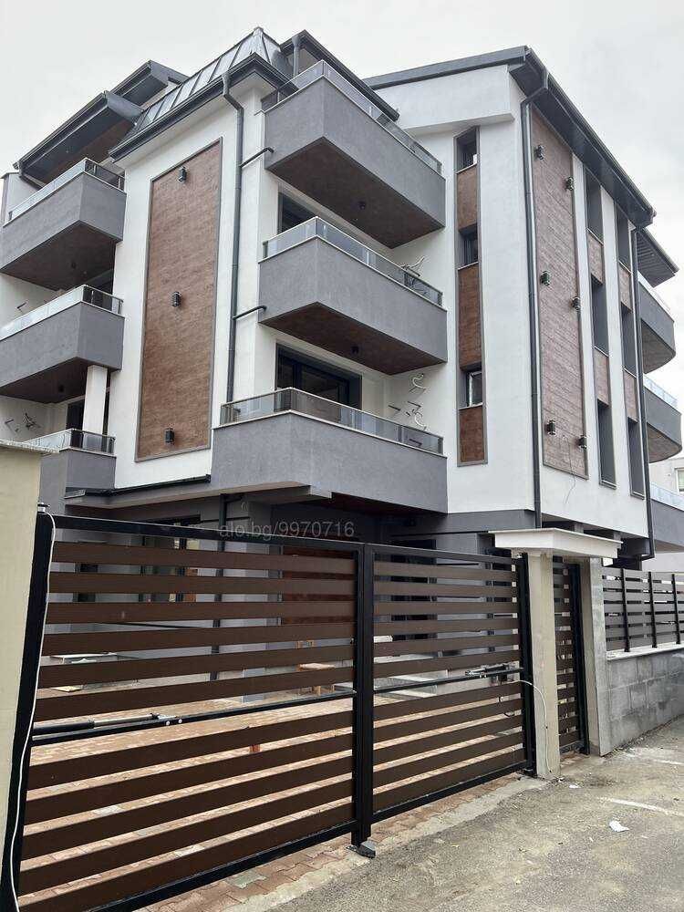 Продава се Хотел в Несебър - 600 кв.м за 1284 €/кв.м - Снимка #4