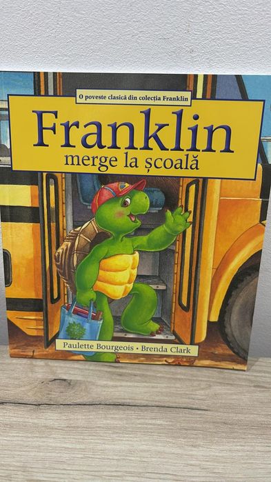 Glob interactiv raspundel istetel