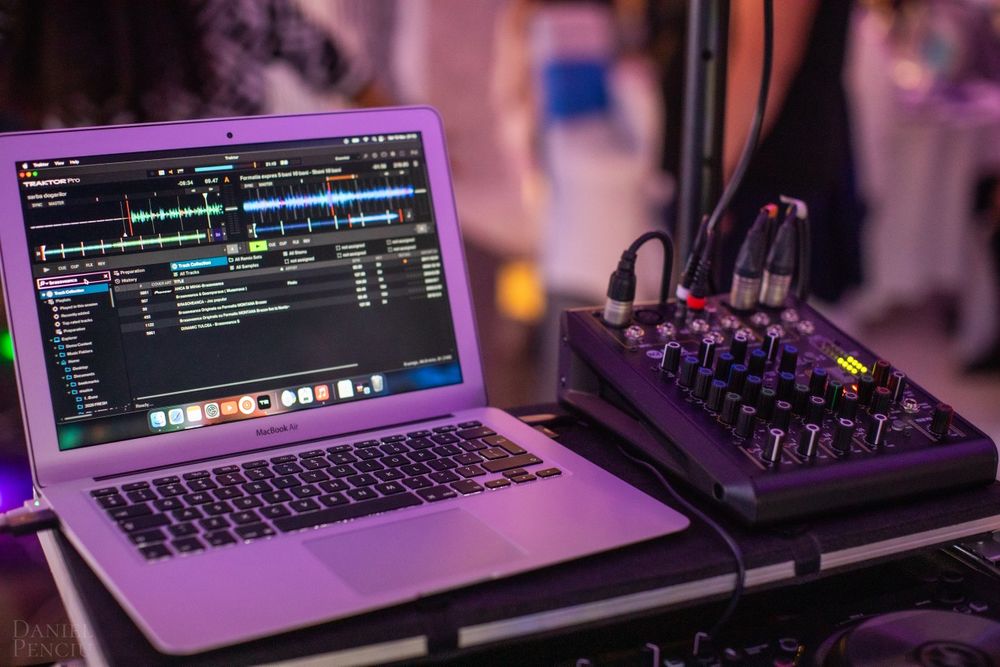 Dj Evenimente Sonorizare Cununie Nunta Botez Majorat