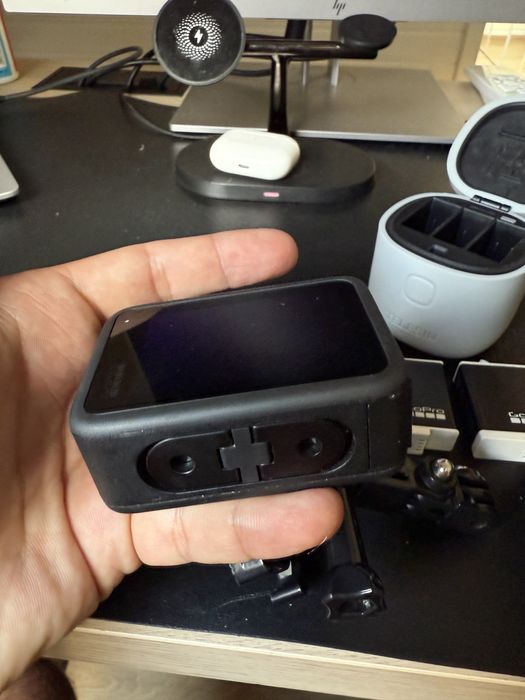 GoPro Hero 11 + 3 baterii + 3 filtre ND + Incarcator waterproof