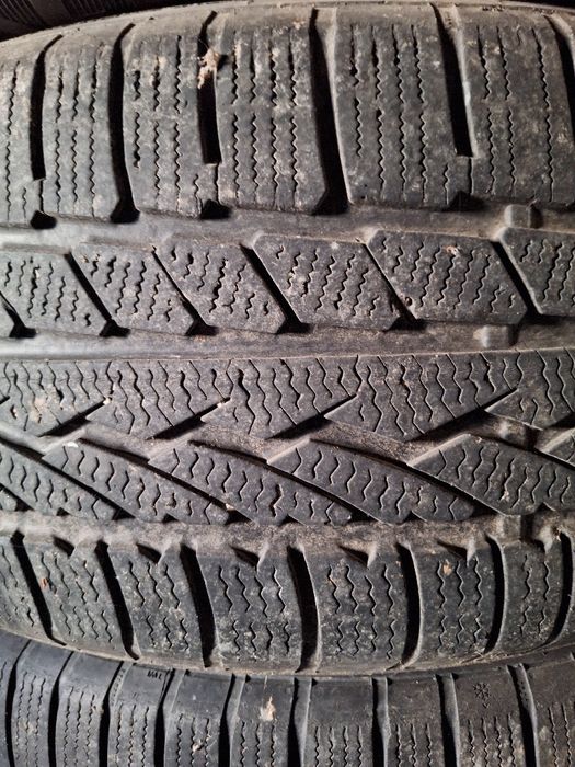 Зимни гуми с джантите