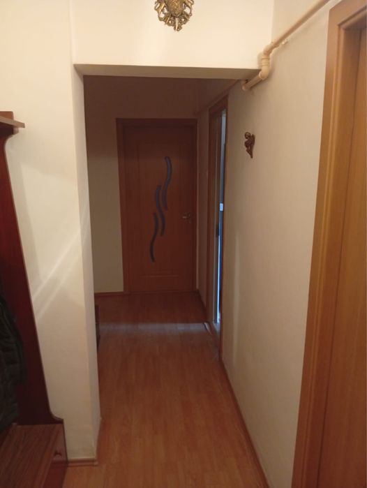 Vand apartament 4 camere