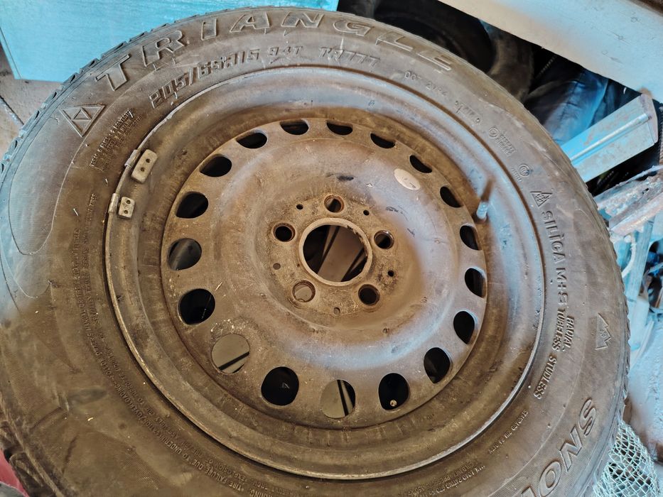 Продаю болоны с дисками