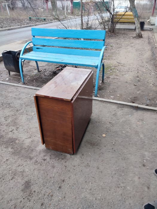 Разборный стол в отличном состоянии