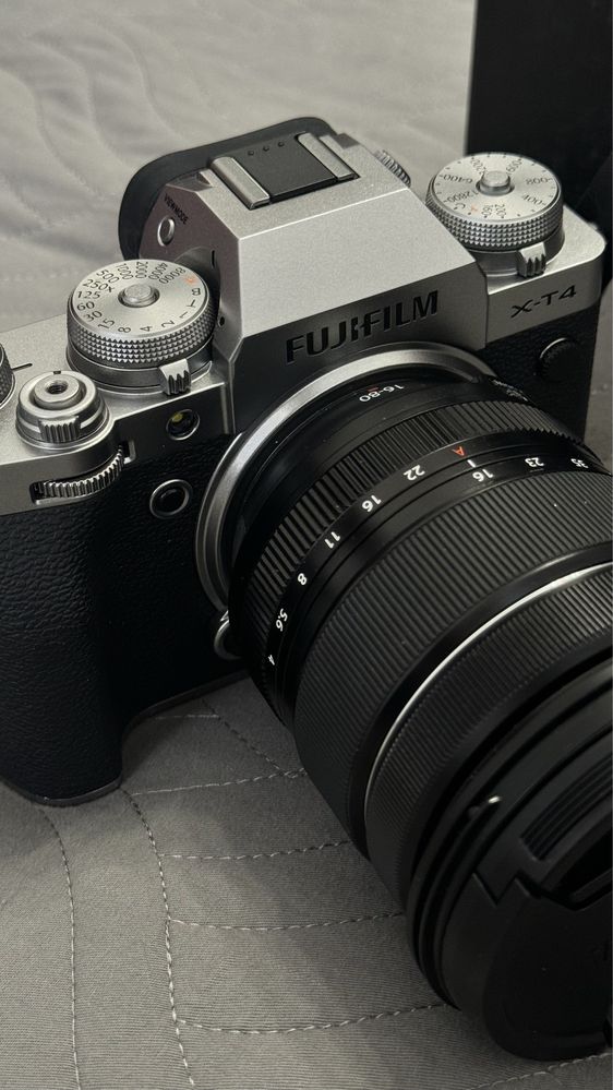 Цифровая камера фотоаппарат Fujifilm X-T4