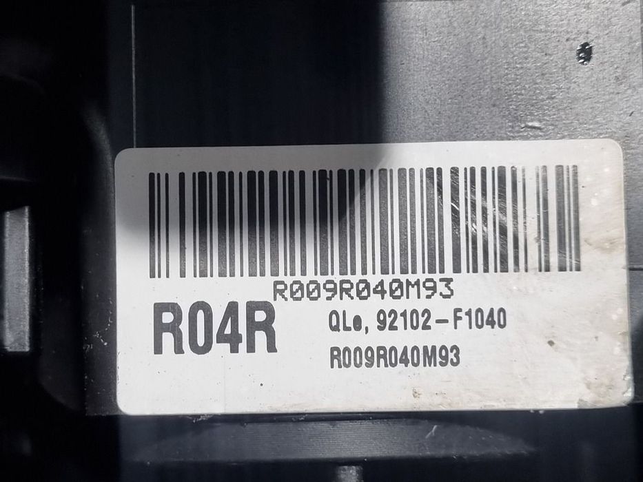 Far Dreapta Kia Sportage IV 2016 - 2018 SUV 4 Usi (1355) Cu lupă R009R040M93