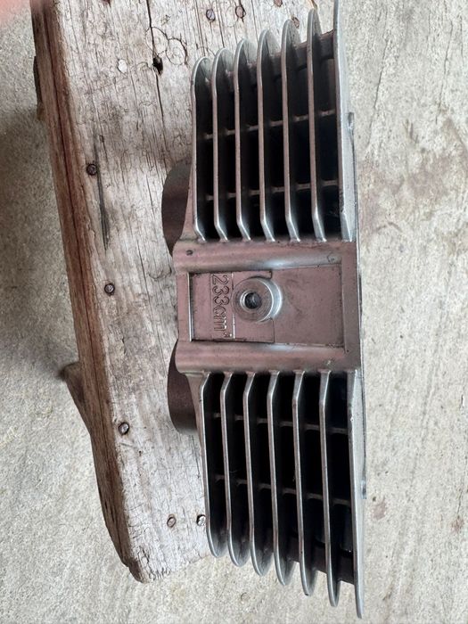 Vând Set motor SMC BAROSSA 250